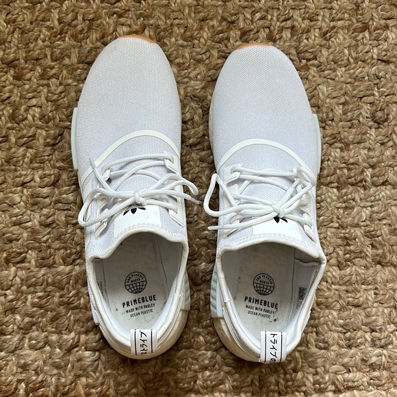 adidas NMD_R1 PRIMEBLUE SHOES - Picture 3 of 8
